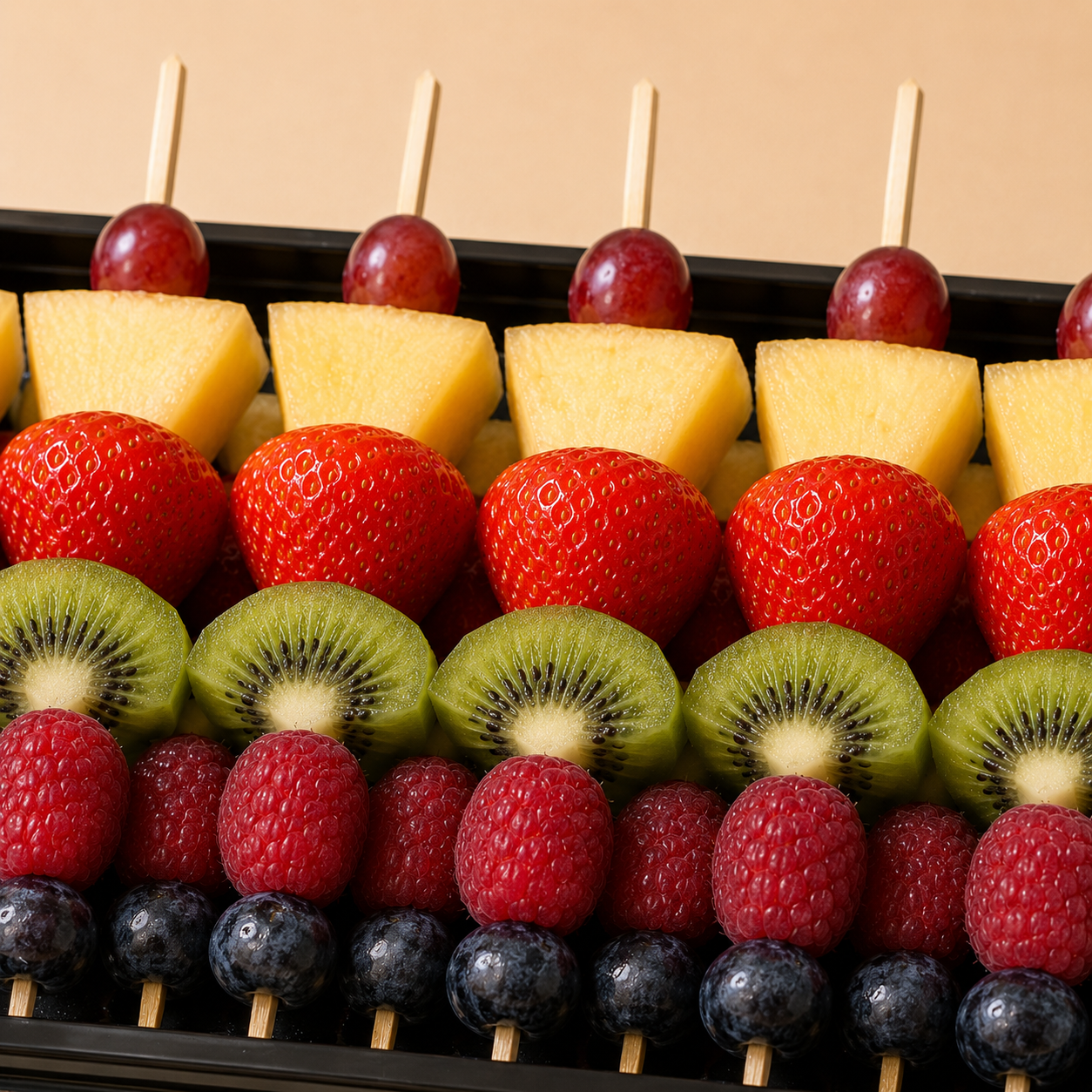 Brochettes de fruits exotiques